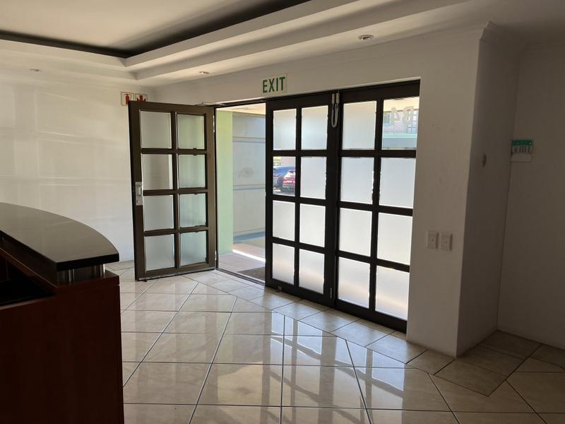 To Let Commercial Property for Rent in Montague Gardens Western Cape